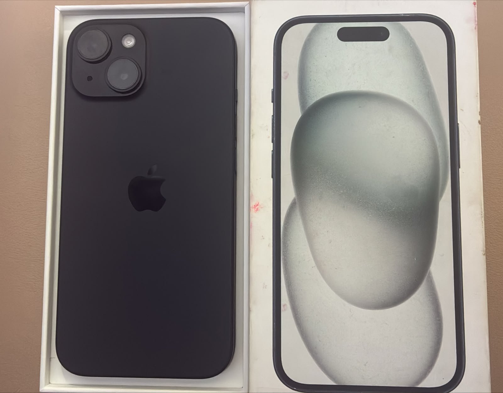 IPHONE 15 128 GB
